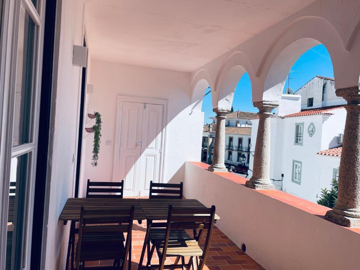 Casa Soure Suites And Apartments Έβορα Εξωτερικό φωτογραφία